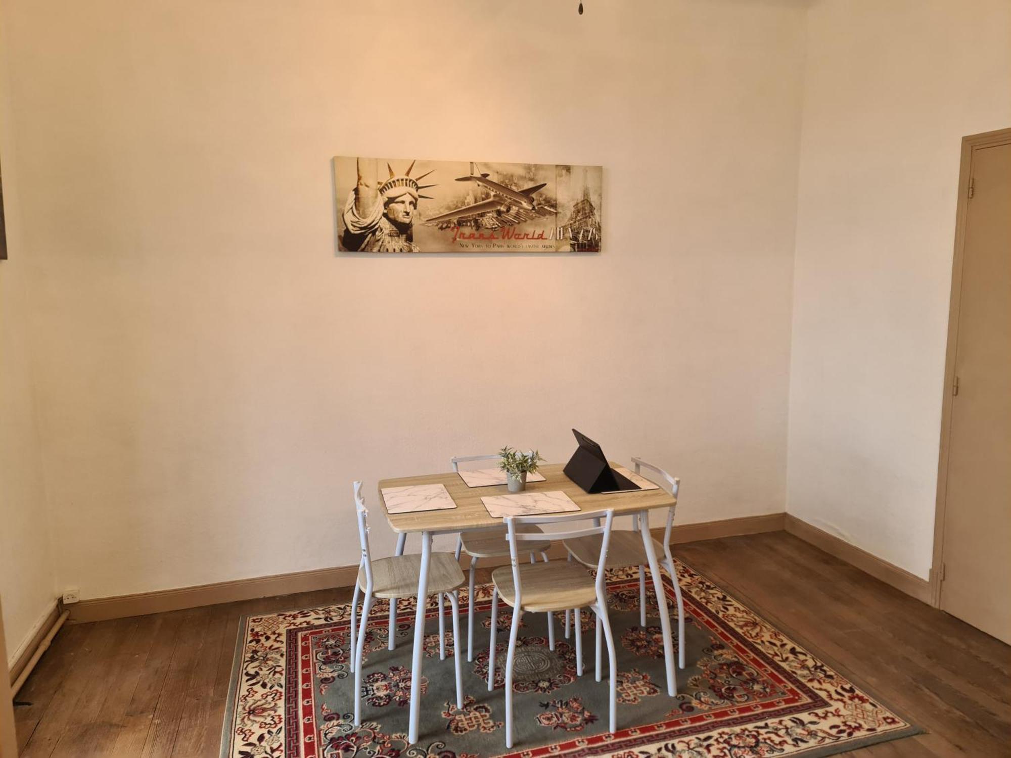 Spacious Luxury 2 Bed Appartment Carcassonne Buitenkant foto